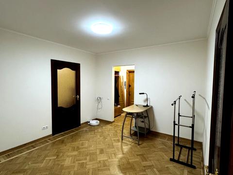 квартира за адресою Срібнокільська вул., 8