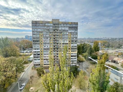 квартира за адресою Платонова бульв. (Королеви Анни), 55