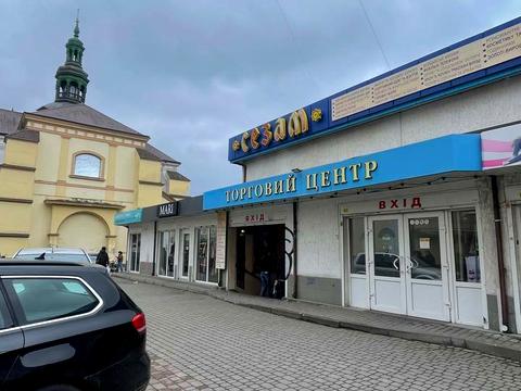 коммерческая по адресу Галицька, 43А