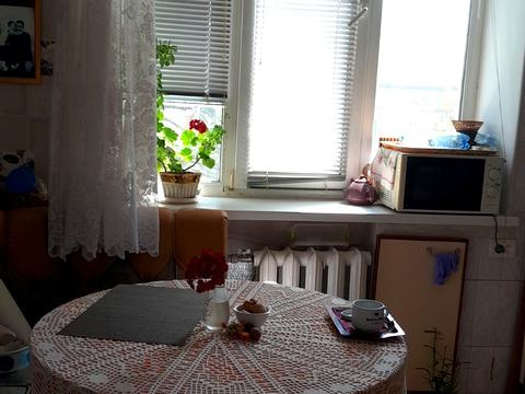 кімната за адресою Ревуцького вул., 2