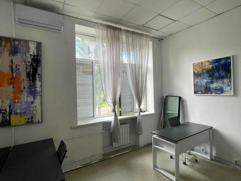 коммерческая по адресу Вадима Гетьмана ул., 3