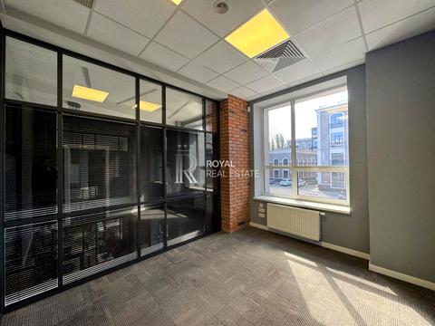 коммерческая по адресу Елены Телиги ул., 6