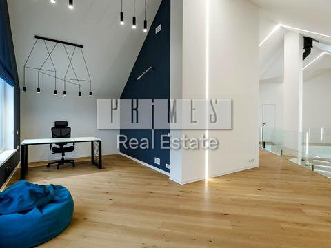 будинок за адресою Вишнева вул.