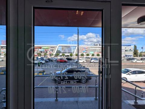 комерційна за адресою Степана Бандери просп. (Московський), 6