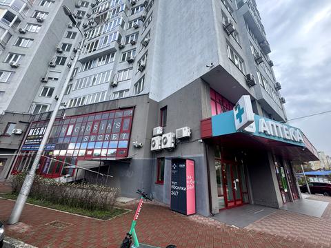 комерційна за адресою Єлизавети Чавдар вул., 1