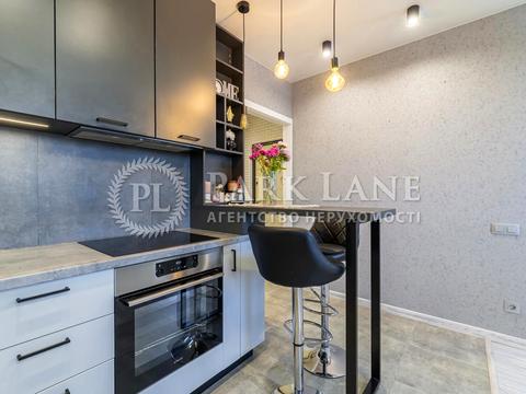 квартира по адресу Ревуцкого ул., 40-В