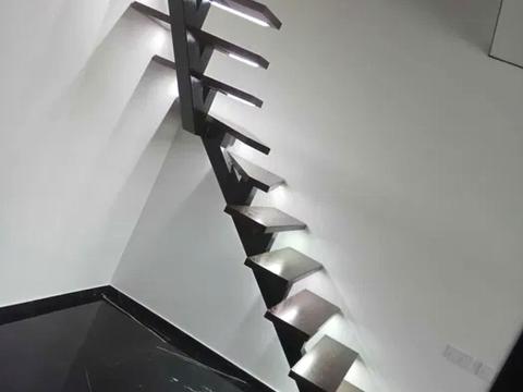 квартира по адресу Ивана Величковского ул., 15