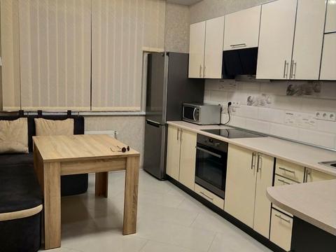 квартира за адресою Академіка Сахарова вул., 3б