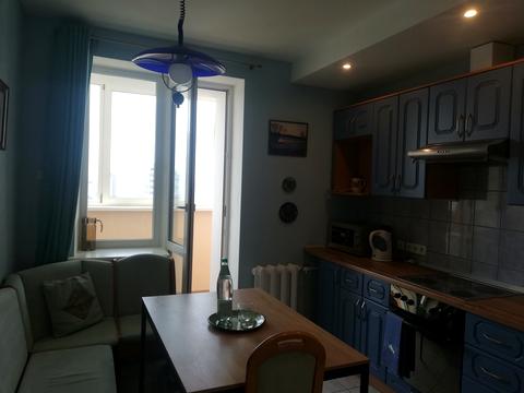 квартира за адресою Академіка Єфремова вул. (Командарма Уборевича), 19