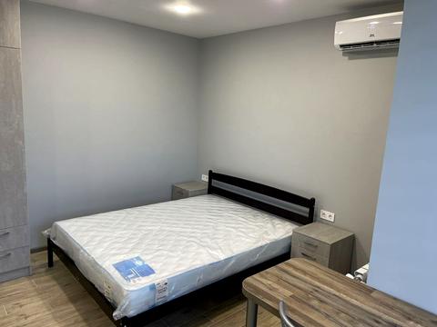 квартира за адресою Тополева вул., 2