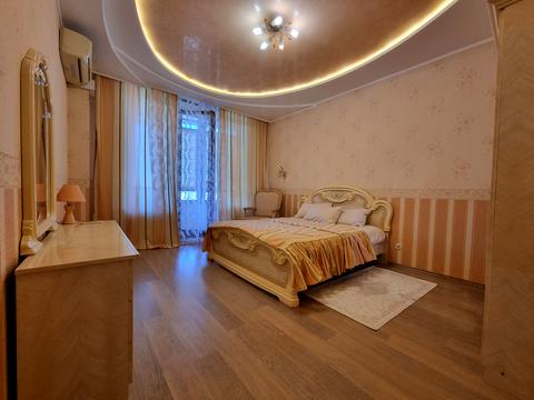 квартира по адресу Жилянская ул., 59