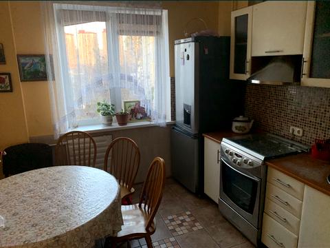 кімната за адресою Героїв Маріуполя вул. (Маршала Якубовського), 2