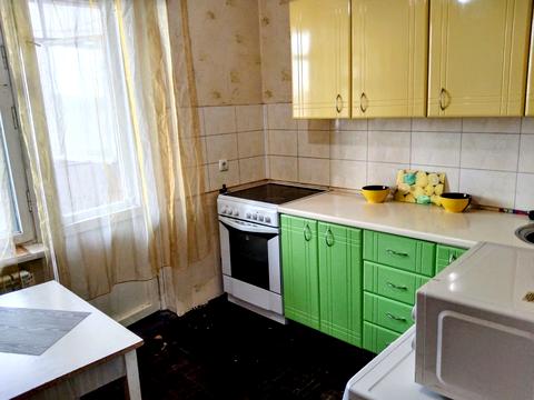 квартира за адресою Академіка Єфремова вул. (Командарма Уборевича), 27