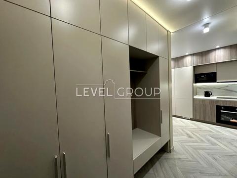 квартира за адресою Дніпровська набережна вул., 18-Б