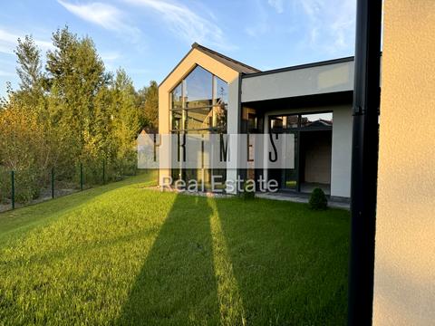 будинок за адресою Лісна вул.