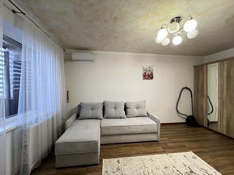 квартира по адресу Ревуцкого ул., 42-А