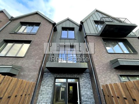 будинок за адресою Білоцерківська вул.