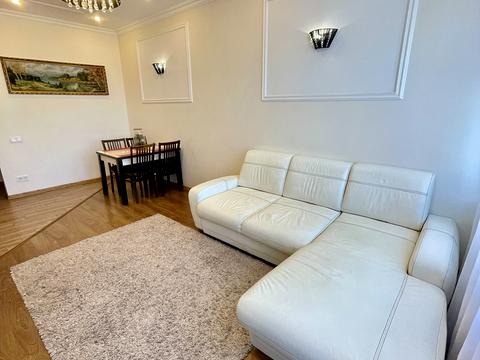 квартира за адресою Дмитрівська вул., 82