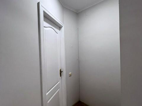 коммерческая по адресу просп. Леся Курбаса, 1 к2