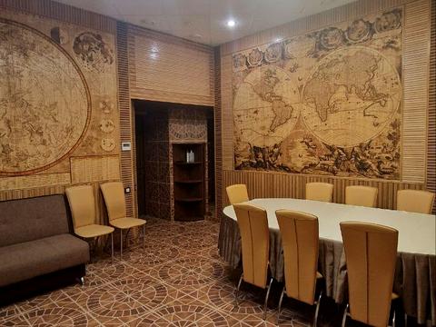 комерційна за адресою Маразліївська вул., 8