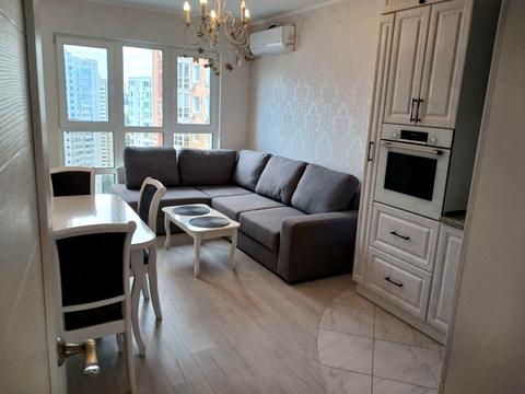 квартира за адресою Бориса Гмирі вул., 12-Б