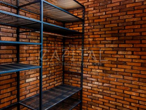 будинок за адресою Набережна вул.