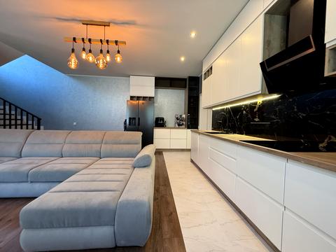 будинок за адресою Ярослава Мудрого вул.