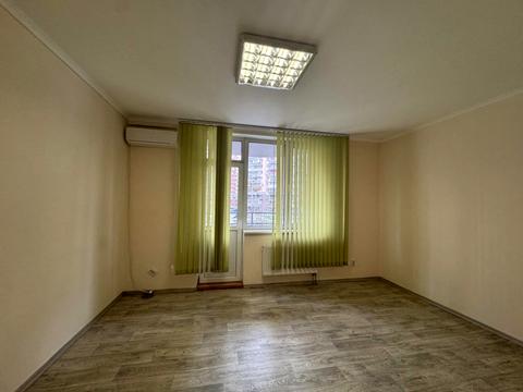 комерційна за адресою Юлії Здановської вул. (Ломоносова), 48-А