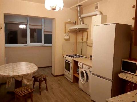 квартира за адресою Осіння вул., 38а