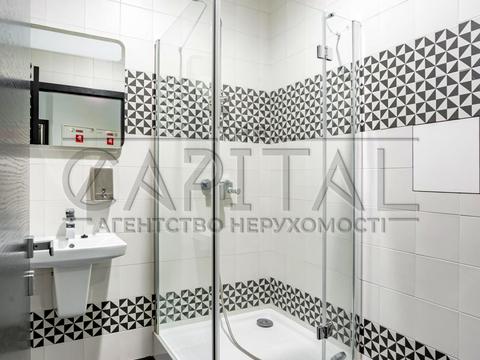 комерційна за адресою Князів Острозьких вул. (Московська), 32