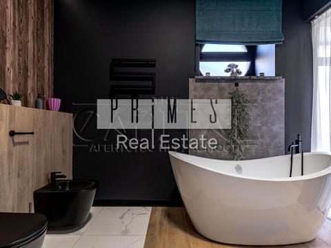 будинок за адресою Вишнева вул.