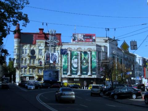 комерційна за адресою Велика Васильківська вул. (Червоноармійська), 45/2