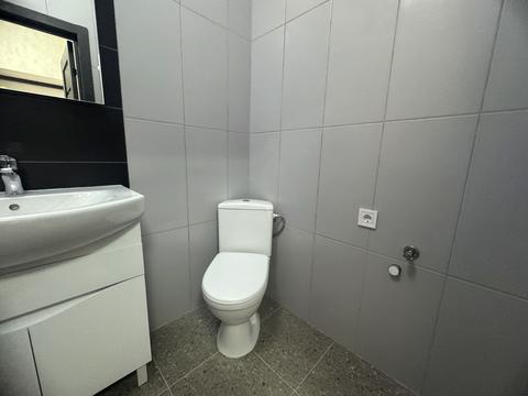 квартира за адресою Українська вул., 12/2
