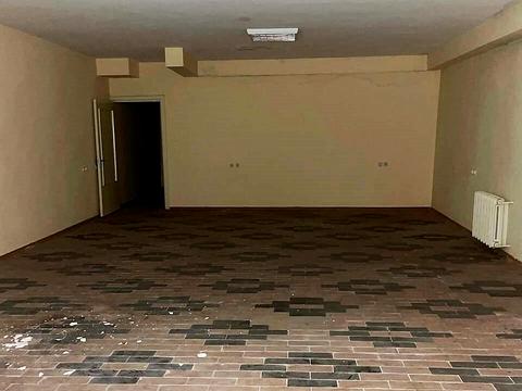 комерційна за адресою Різдвяна вул., 50