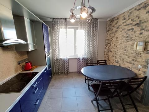 квартира за адресою Драгоманова вул., 12