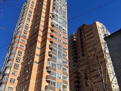 комерційна за адресою Київ, Лабораторний пров., 6