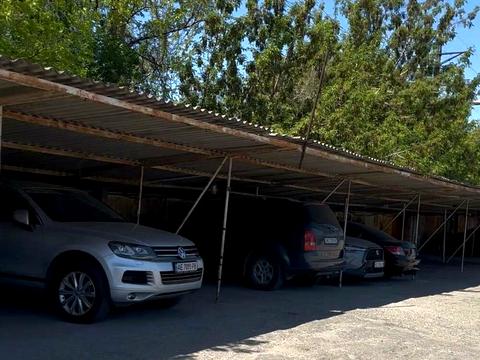 комерційна за адресою Космічна вул., 34