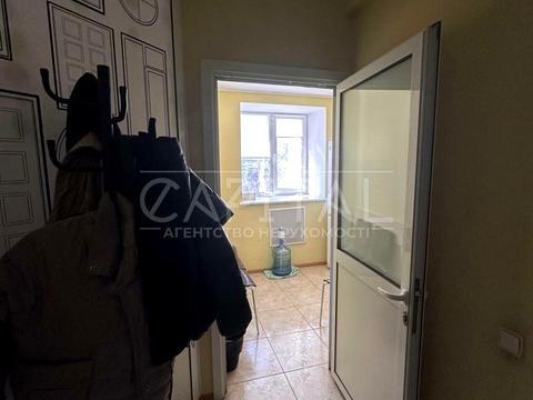 комерційна за адресою Тараса Шевченка бульв., 2