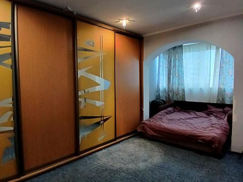 квартира за адресою Анни Ахматової вул., 43