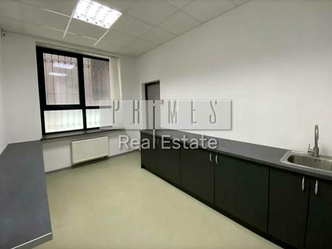 комерційна за адресою Красилівська вул., 5