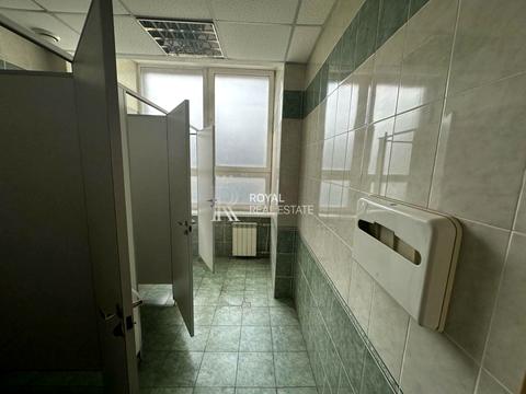 комерційна за адресою Кудрявський узвіз, 7