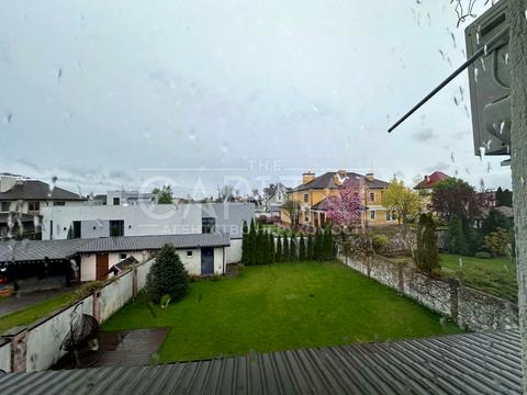 будинок за адресою Центральна вул.