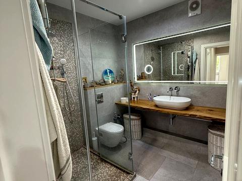 квартира за адресою Професорська вул., 12