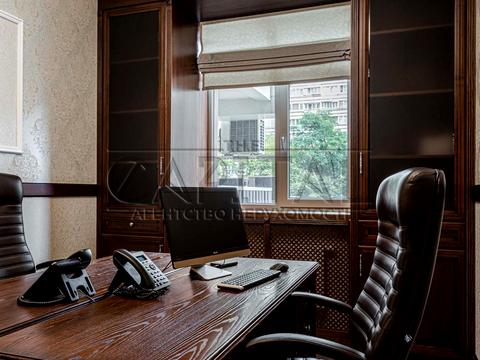 комерційна за адресою Київ, Антоновича вул. (Горького), 131