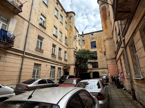 квартира за адресою Дорошенка вул., 13