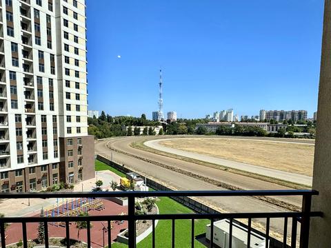 квартира за адресою Краснова вул., 1-Б