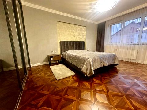 квартира по адресу Героїв Крут ул., 4