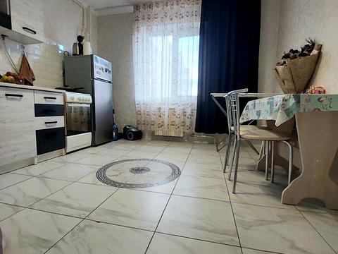 квартира за адресою Архітектора Старова вул., 10г