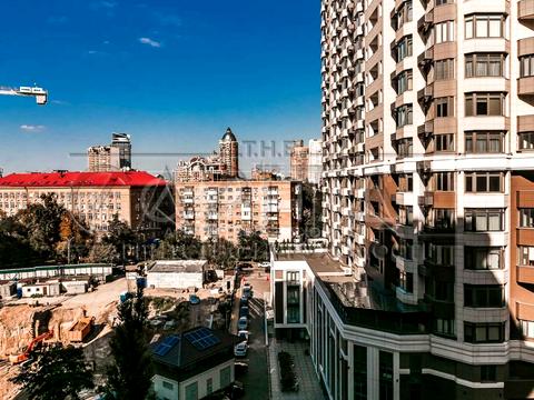 коммерческая по адресу Евгения Коновальца ул. (Щорса), 32-А