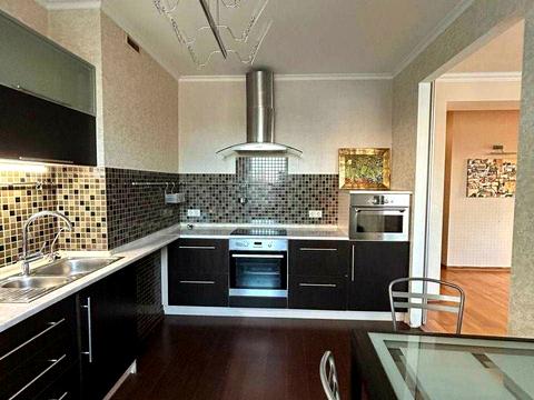 квартира за адресою Верховинна вул., 35